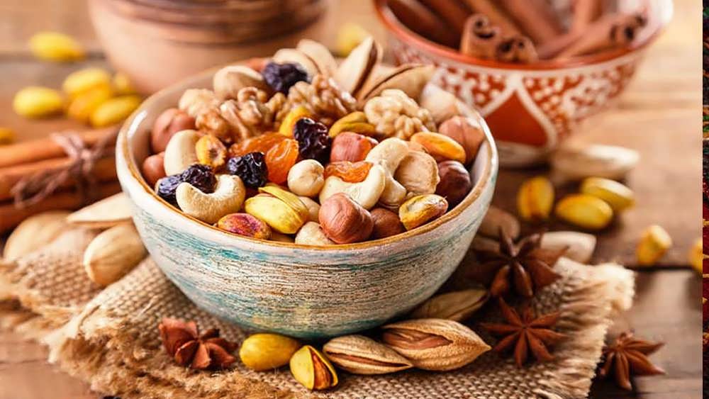 آجیل شب یلدا در مناطق مختلف ایران